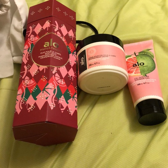 Fruits & Passion Body Duo - Picture 1 of 3